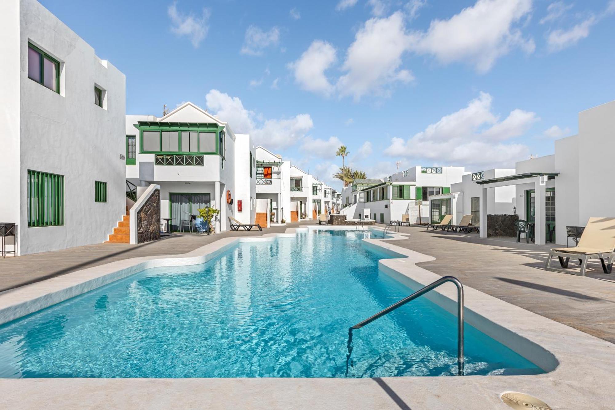 Home2book Sunny Dream Puerto Del Carmen, Pool Appartement